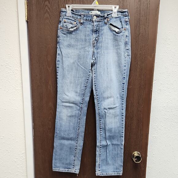 Levi's Denim - 🚨2/$25 or 5/$50🚨Levi's Light Blue Straight Leg Jeans